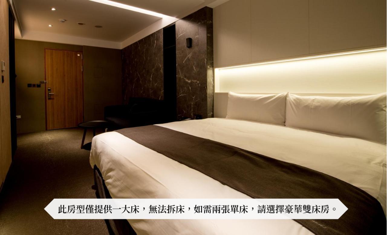 He-Jia Hotel Miaoli Esterno foto