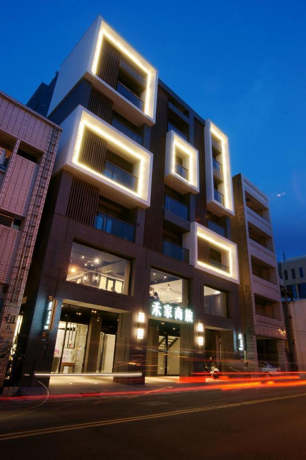 He-Jia Hotel Miaoli Esterno foto